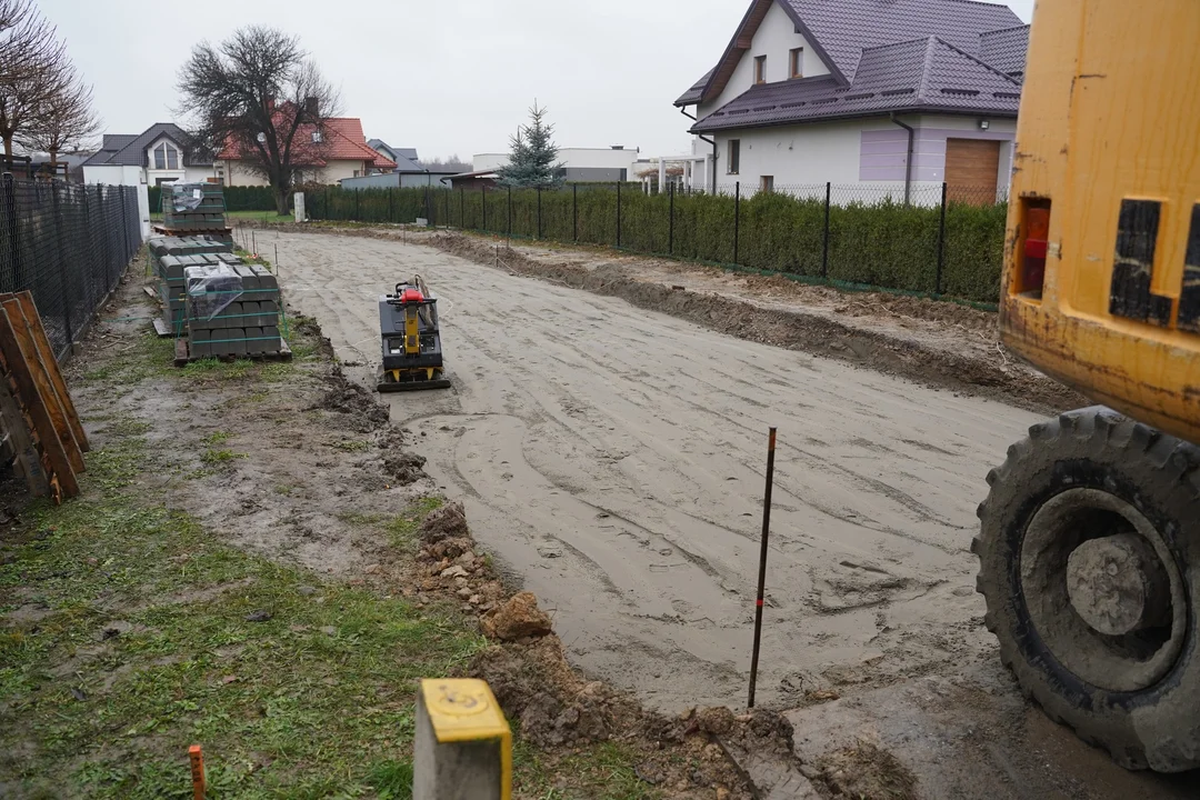 Łęczna: Ruszyła przebudowa ulicy Diamentowej. To część większego projektu drogowego - Zdjęcie główne