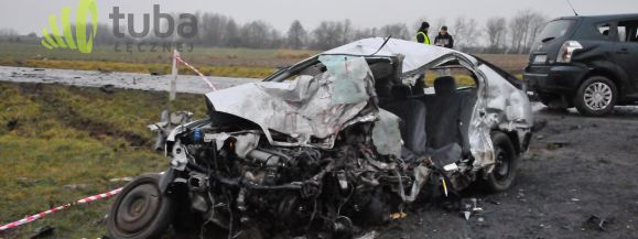 Dwie osoby zginęły w Turowoli. 27-latek jechał ponad 200 km/h (wideo, zdjęcia)  - Zdjęcie główne