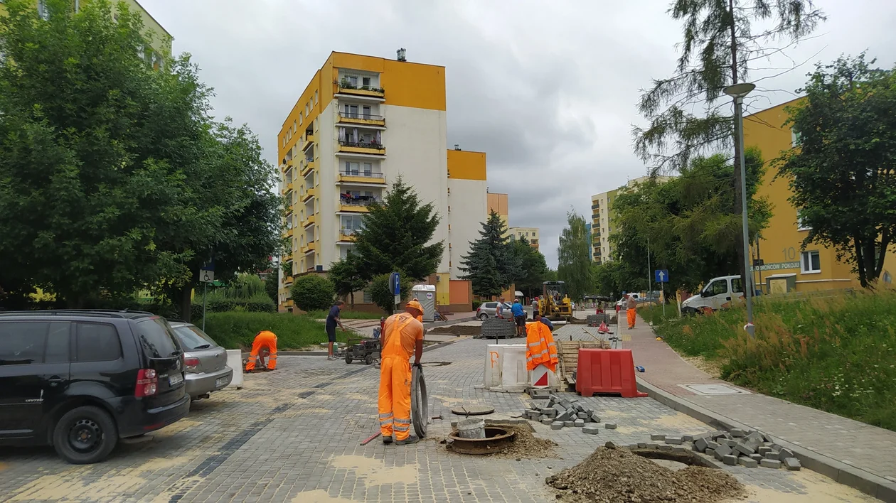 Zmiany na ulicy Obrońców Pokoju - Zdjęcie główne