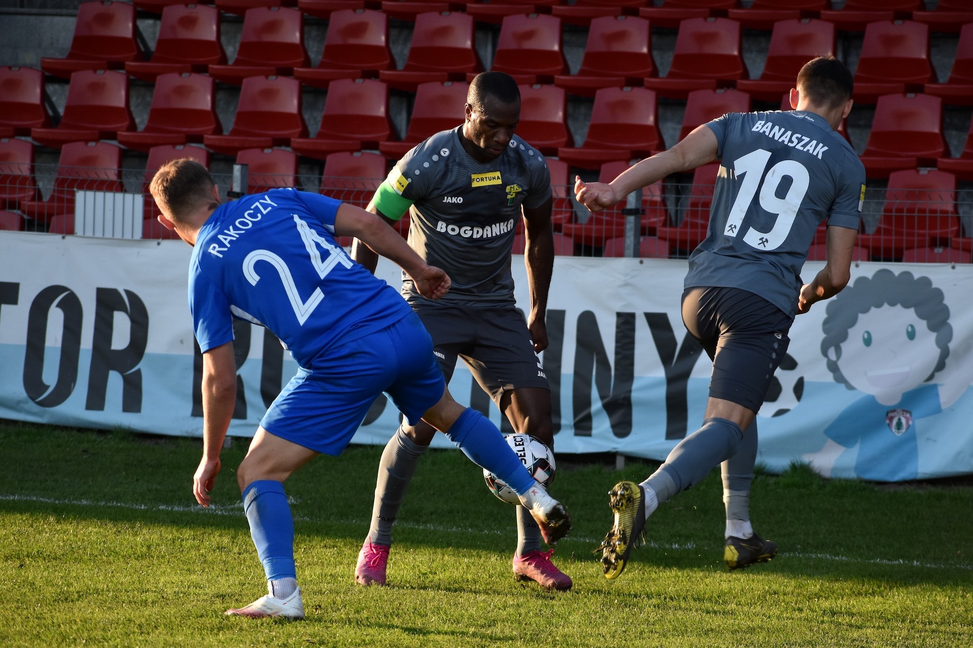 Górnik Łęczna przegrał z GKS-em Tychy. "Górnicy" osuwają się w tabeli Fortuna 1. Ligi - Zdjęcie główne