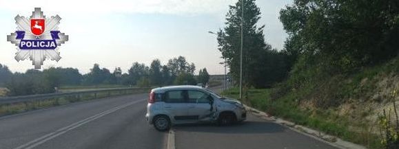 Wyprzedzał na łuku ciężarówkę, gdy zaczęła skręcać  - Zdjęcie główne