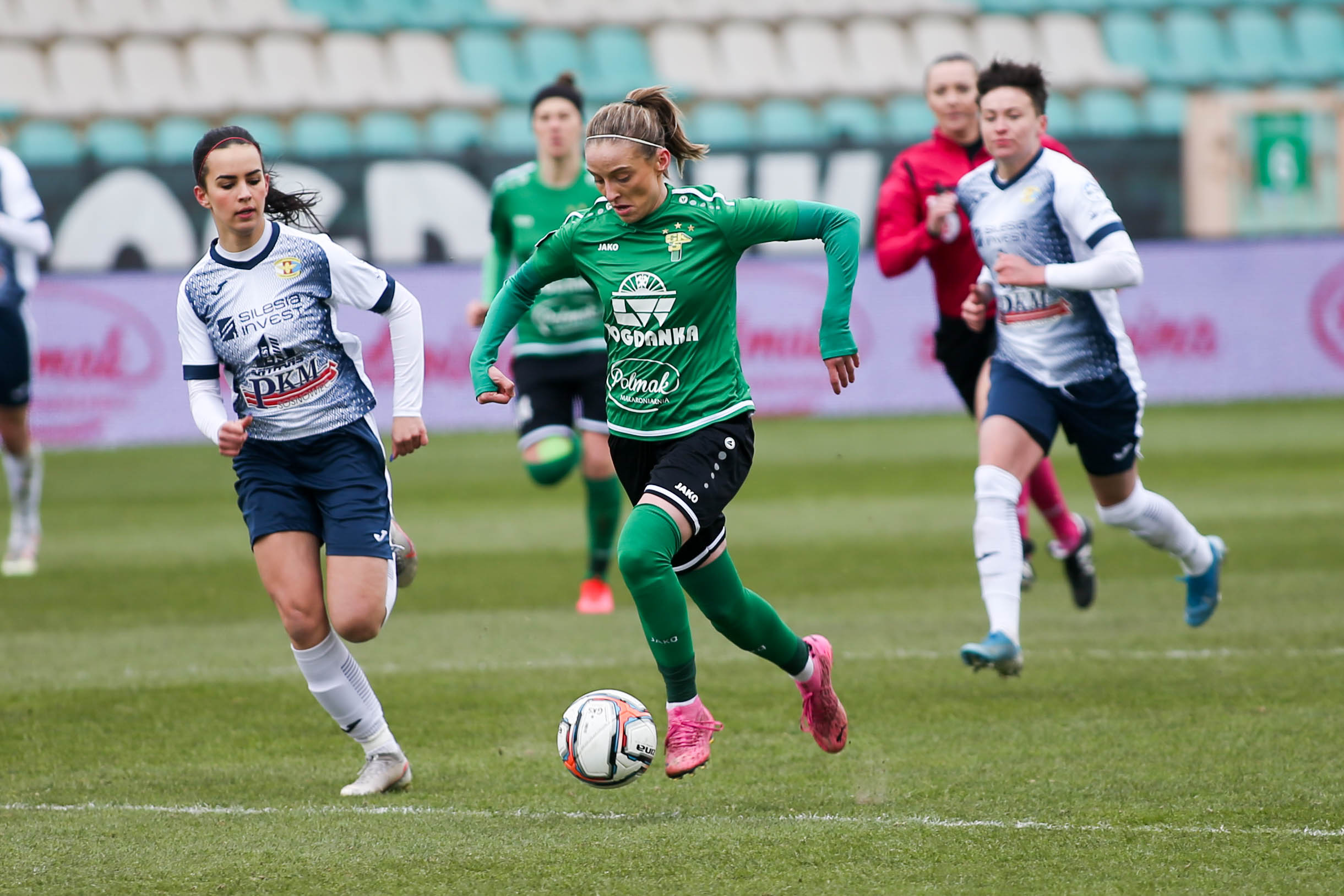 GKS Górnik Łęczna pokonał TS ROW Rybnik. Zielono-czarne z trzema punktami, Kamczyk z trzema golami - Zdjęcie główne