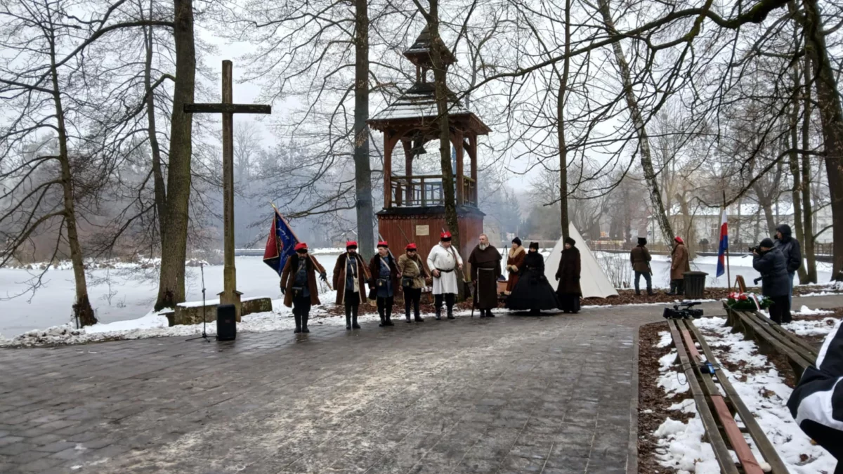 Fatalny wypadek w Zwierzyńcu!  Podczas rekonstrukcji historycznej - Zdjęcie główne