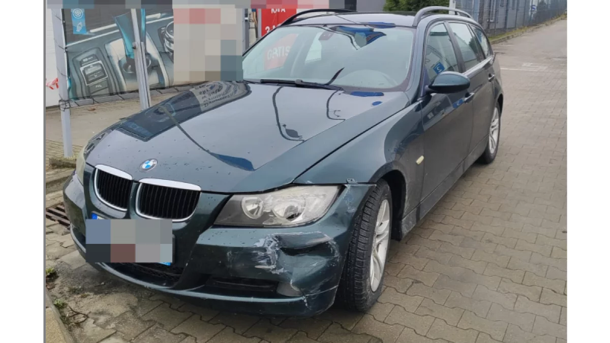 Pijany kierowca BMW uszkodził dwa auta. 50-latka z pow. zamojskiego złapał emerytowany policjant - Zdjęcie główne